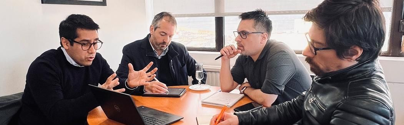 Primer encuentro entre TotalEnergies H2 y la Seremi de Desarrollo Social y Familia de Magallanes
